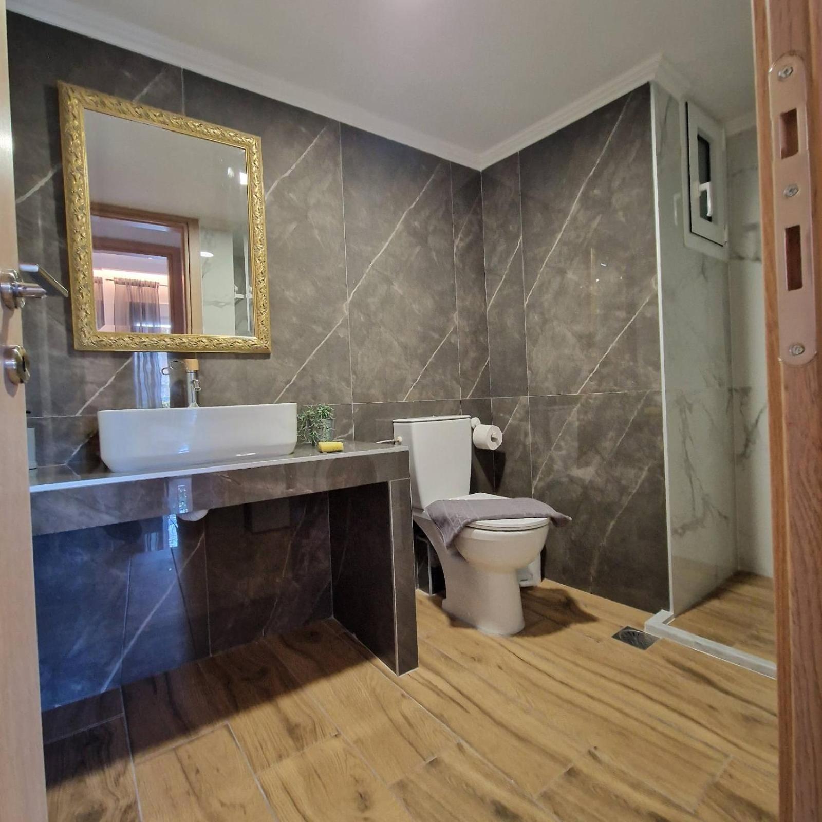 N&S Apartment B エデッサ エクステリア 写真