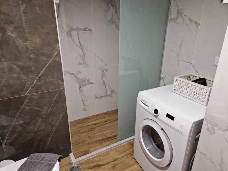 N&S Apartment B エデッサ エクステリア 写真